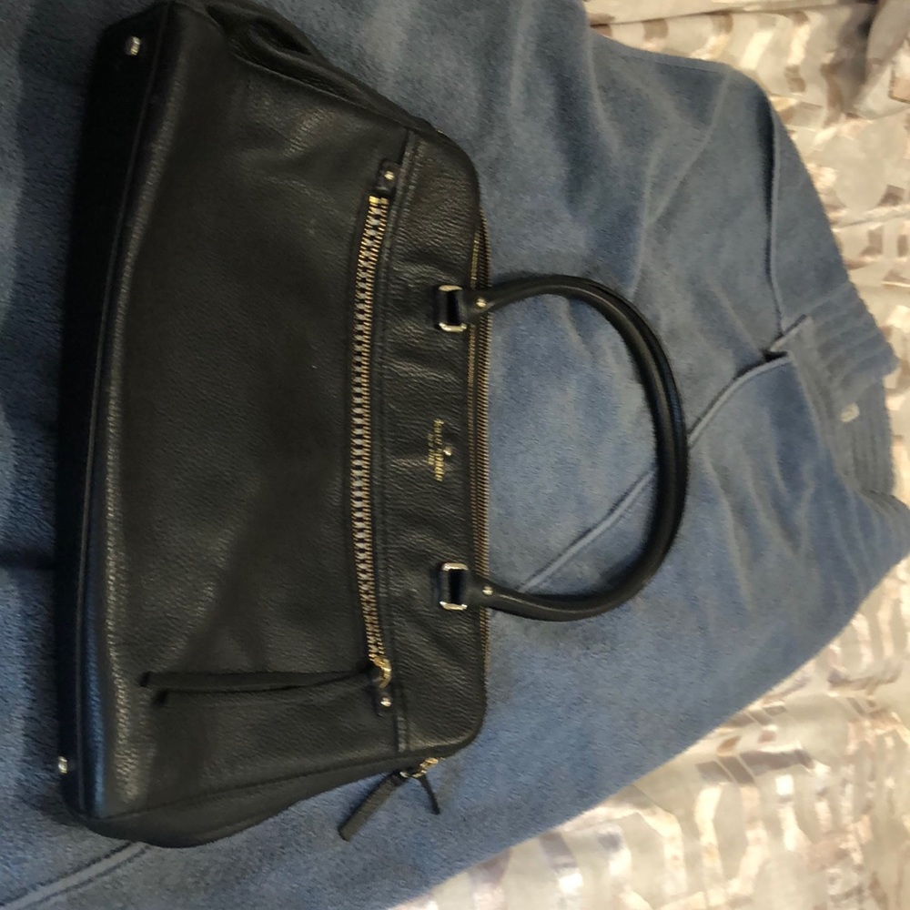 Bag with dividers